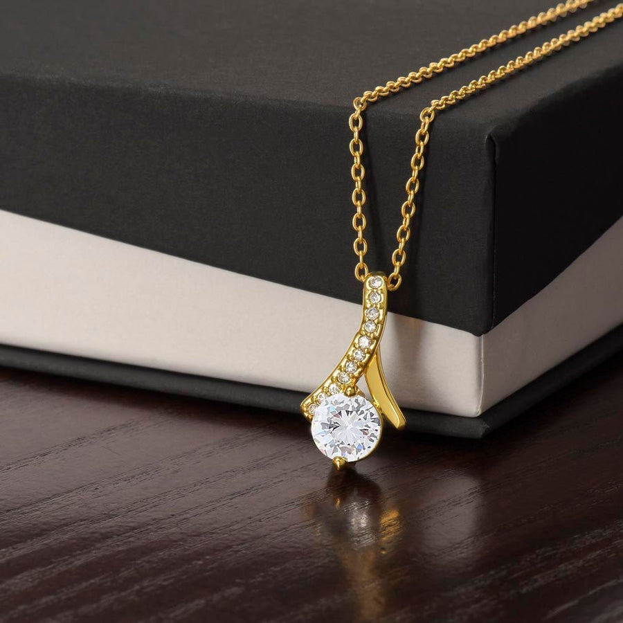 Personalized Name Necklace for MOM, - Free Engraving & Gift Box
