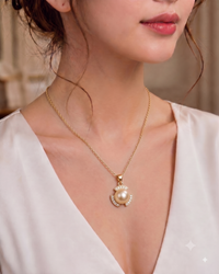 Royal Gold Pearl Necklace for Women, Elegant Self-Care Jewelry Gift, Timeless Statement Pendant for Yourself