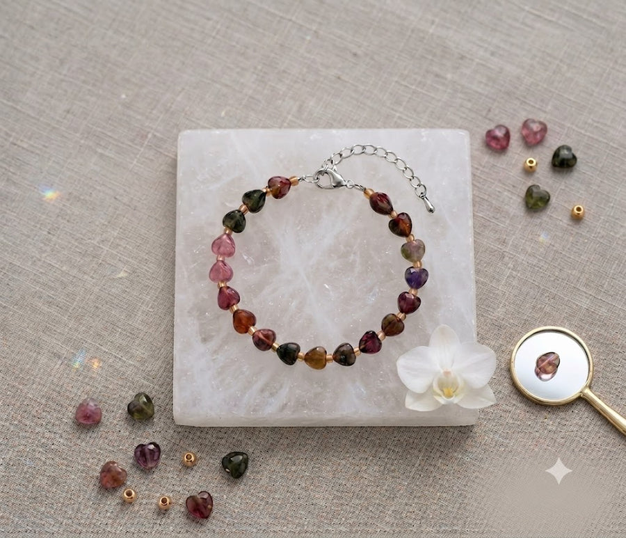 Personalized Heart Stone Bracelet for Little Sister, Custom Birthday Message Card Jewelry, Meaningful Gift for Sister, Birthday Gift for Her