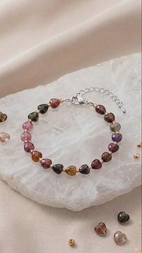Personalized Heart Stone Bracelet for Little Sister, Custom Birthday Message Card Jewelry, Meaningful Gift for Sister, Birthday Gift for Her